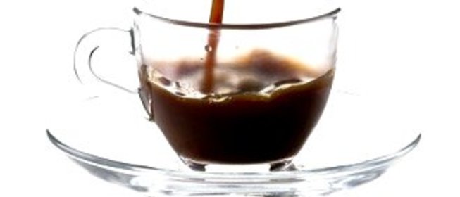 Черный кофе с яичной скорлупой