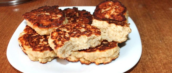 Овсяные оладьи с творогом