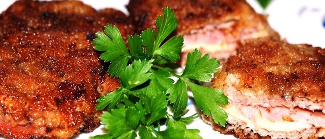 Свинина жареная с сыром