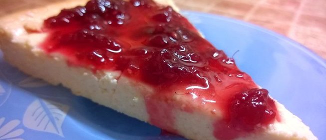 Творожная запеканка с малиной