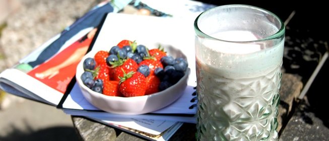 Смузи из клубники и банана