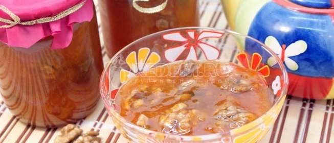 Варенье из абрикосов с грецкими орехами