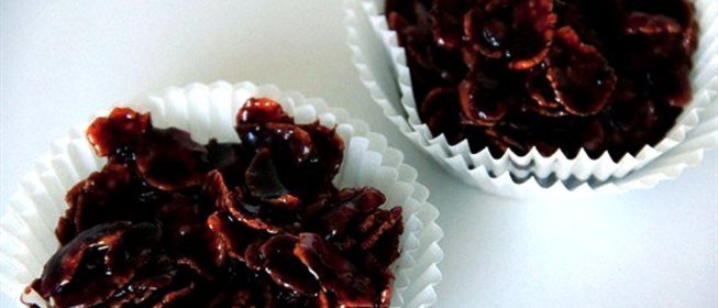 Шоколадное печенье с кукурузными хлопьями без выпечки