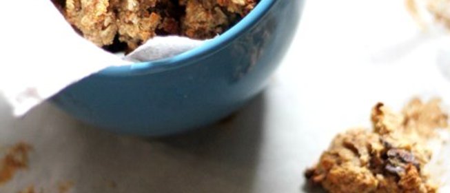 Овсяное печенье с миндалем и шоколадом