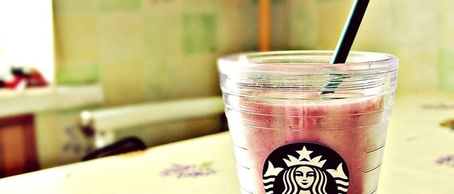 Клубничный смузи с ванилью