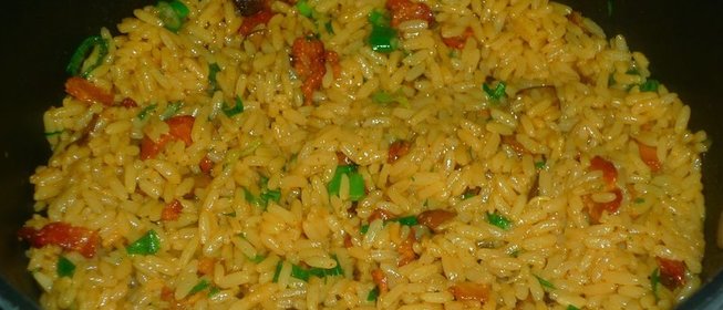 Плов со свининой в кастрюле