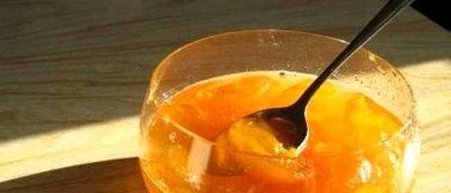 Варенье из яблок с цедрой лимона и корицей