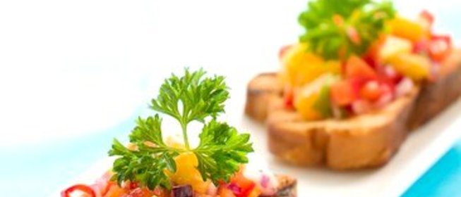 Красно-желтая закуска из перцев