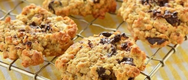 Овсяное печенье с бананом и изюмом