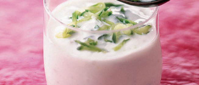 Огурцы в йогуртовом соусе