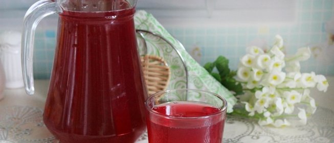 Смородиновый компот с корицей