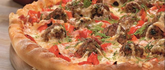 Пицца с мясными шариками