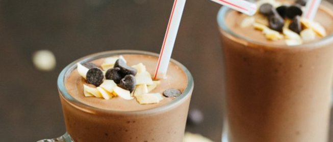 Шоколадный молочный коктейль