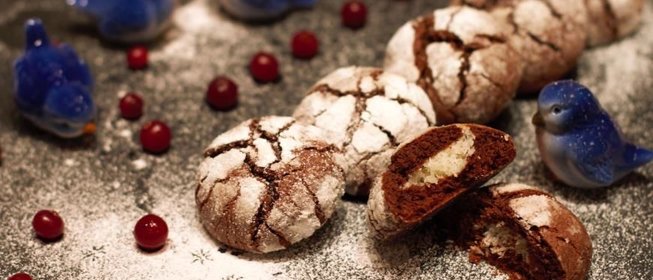 Шоколадное печенье с кокосовой начинкой сНежное сердце