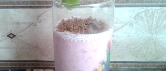 Клубничный коктейль