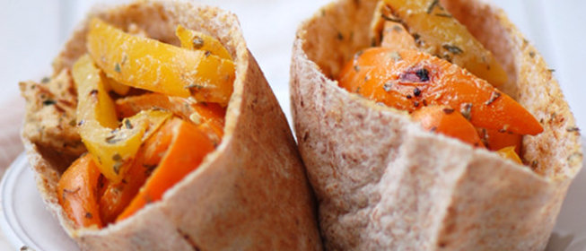 Пита с курицей и сладким перцем