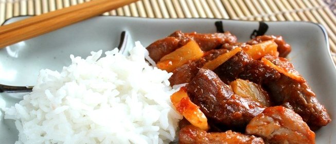 Свинина по-китайски с ананасами