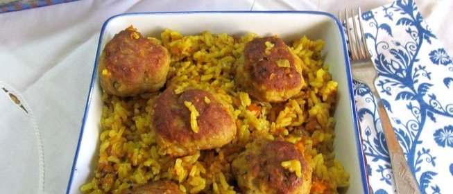 Плов с фрикадельками