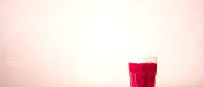 Смузи ягодный с мюсли