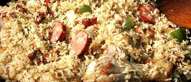 Плов с колбасой