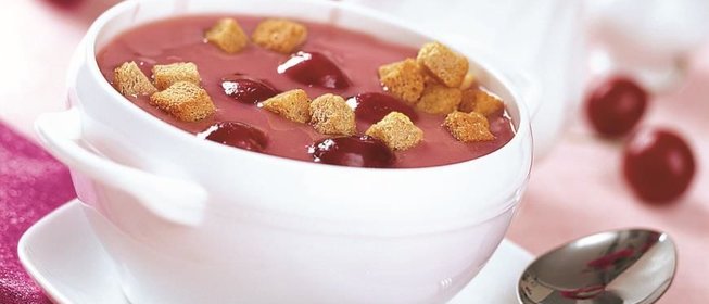 Черешневый суп с красным вином