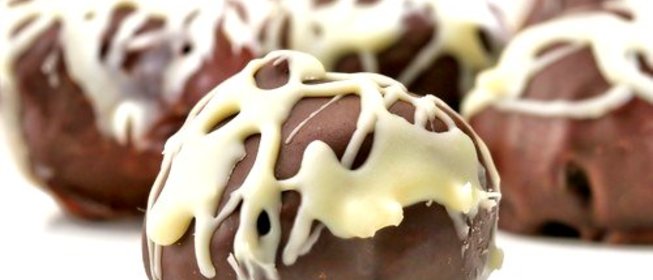 Кокосово-ореховые конфеты в темном шоколаде