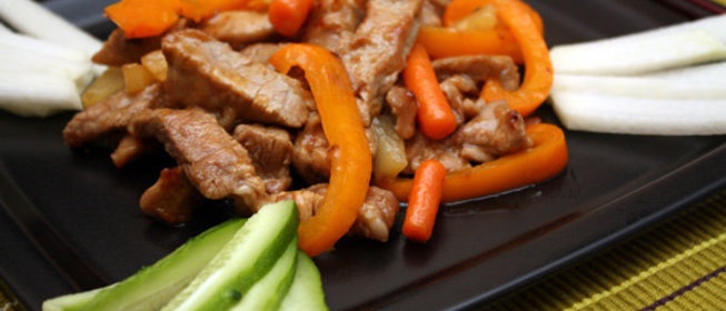 Свинина в кисло-сладком соусе