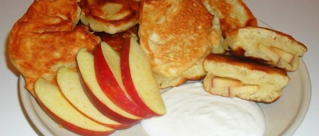 Оладьи на сухих дрожжах Яблочные