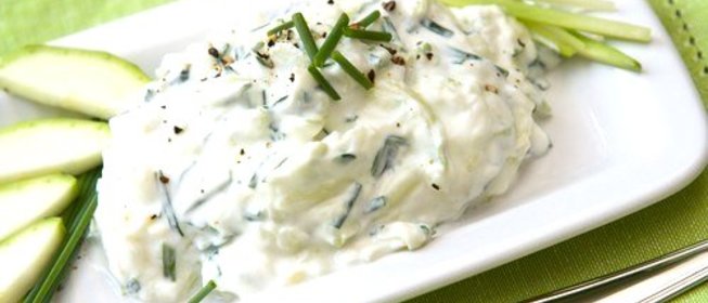 Сырный дип с хреном