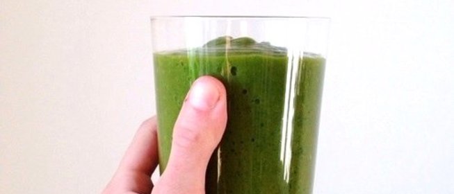 Зеленый коктейль с патиссонами