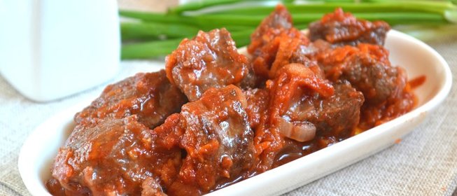 Говядина, тушенная с подливкой