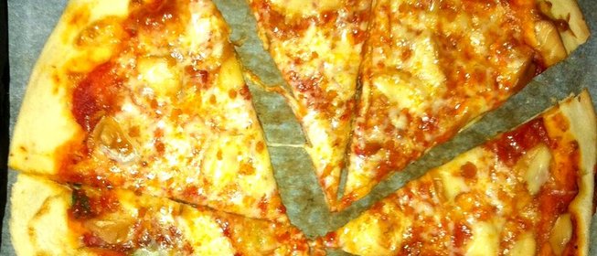 Пицца с копченым сыром и боттаргой