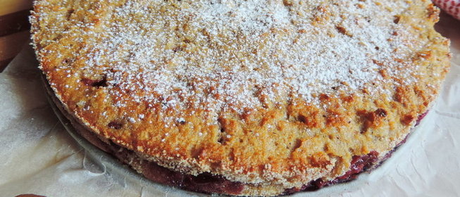 Запеканка манная с вишней