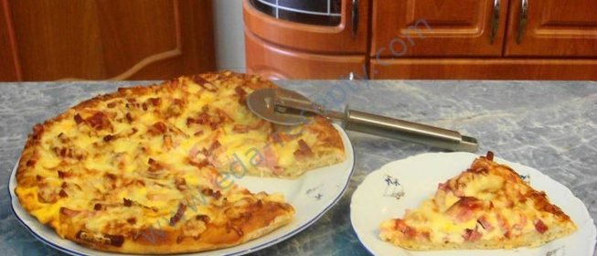 Оззи-пицца с колбасой и сыром