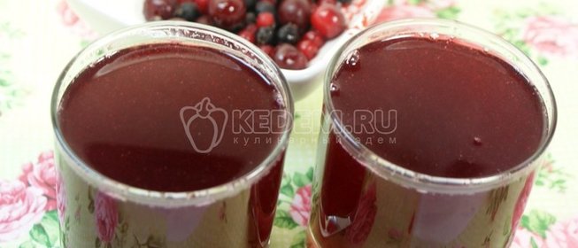 Компот из ягод