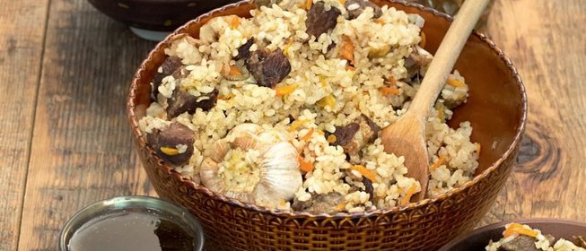 Городской плов с бараниной и грибами