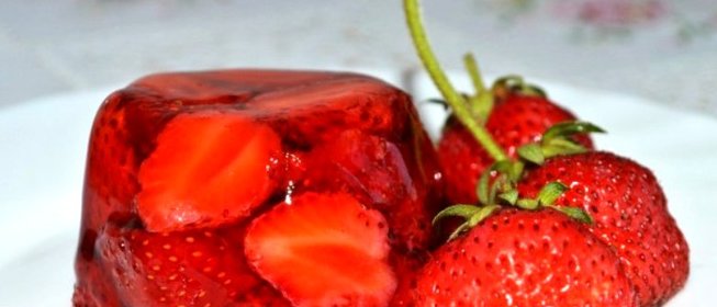 Клубничное желе из желатина