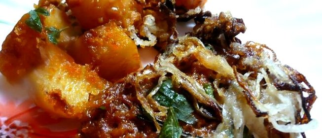 Говядина в луковом соусе