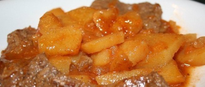 Говядина, тушеная в духовке