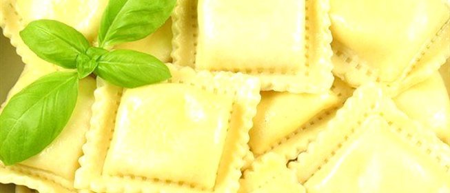 Пельмени с сыром и зеленью