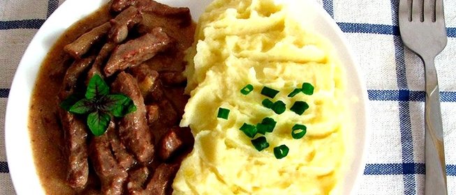 Говядина по-строгановски