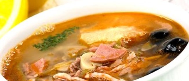 Солянка на ребрышках