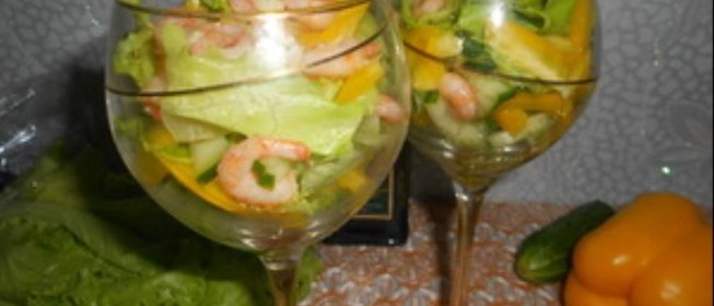 Салат-коктейль с креветками