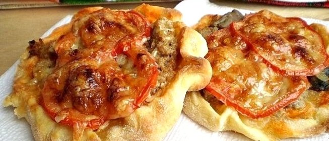 Пицца с фаршем и грибами