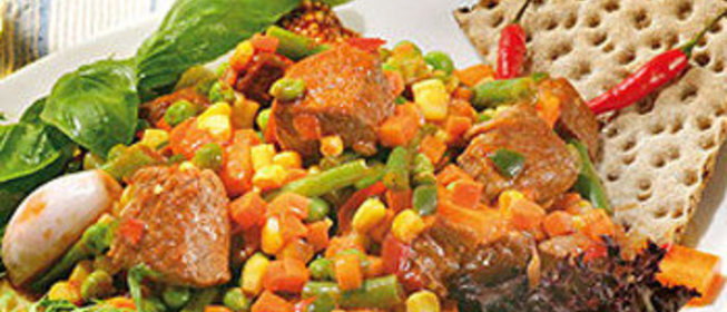 Тушеная говядина с овощами по-мексикански