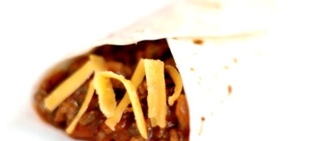 Буррито с тыквой и черной фасолью