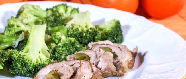 Говядина с маринованными огурцами