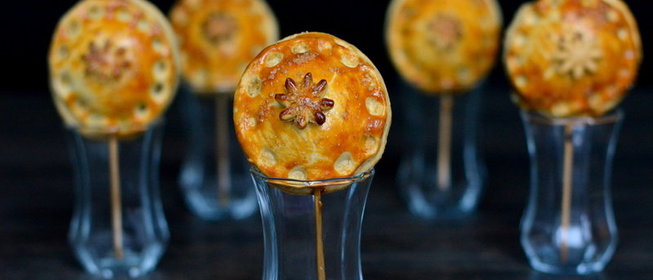 Печенье на шпажке