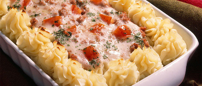 Запеканка с тушенкой