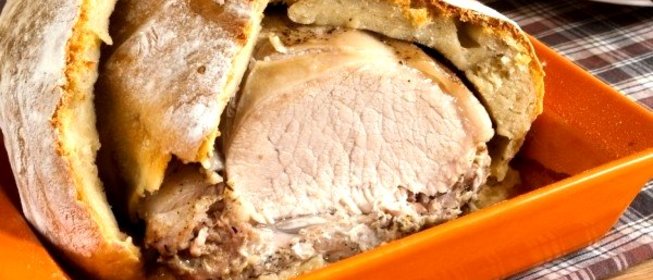 Свинина запечённая в тесте